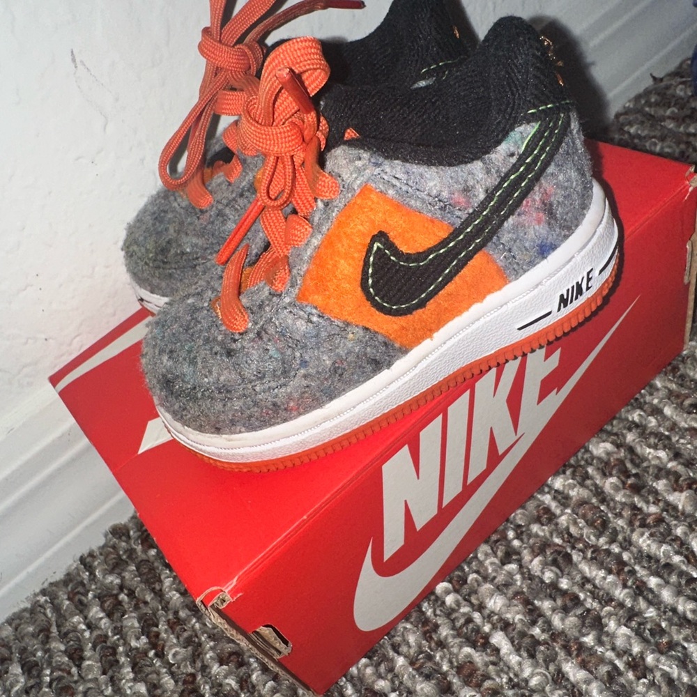 Nike Kids' Orange and Gray Sneakers